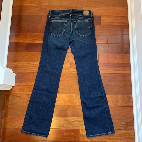 American Eagle Slim Boot Cut Jeans, dark wash, size 6, excellent condition! - Picture 7 of 10